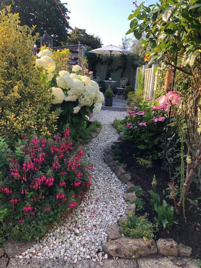 Cottage In The Heart Of Montacute Buitenkant foto